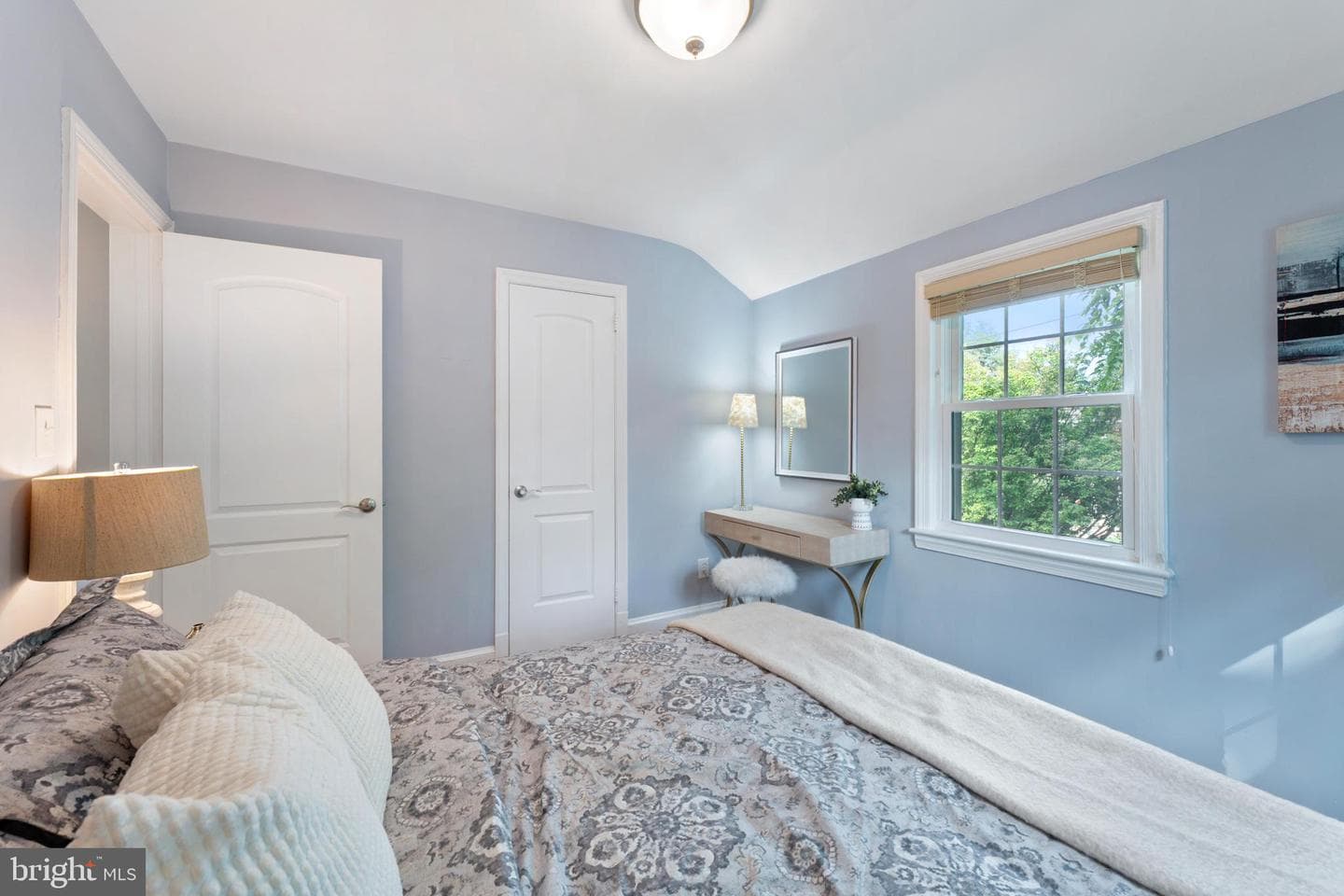 10004 Lorain Avenue photo 32