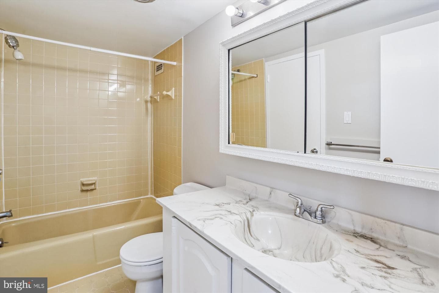 5225 Pooks Hill Road #417n photo 22