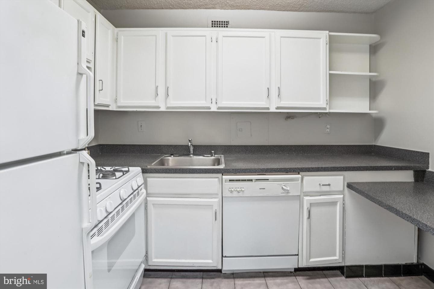 5225 Pooks Hill Road #417n photo 6