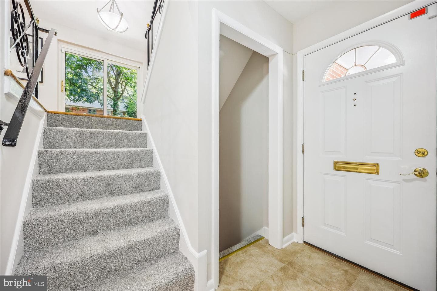 905 Kenbrook Drive photo 15
