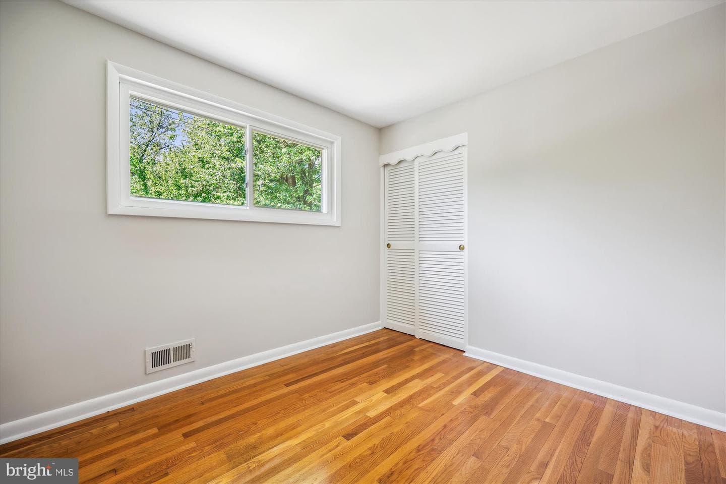 905 Kenbrook Drive photo 34