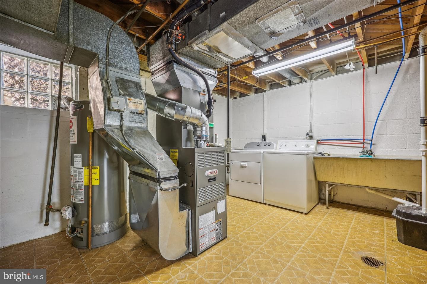 905 Kenbrook Drive photo 40