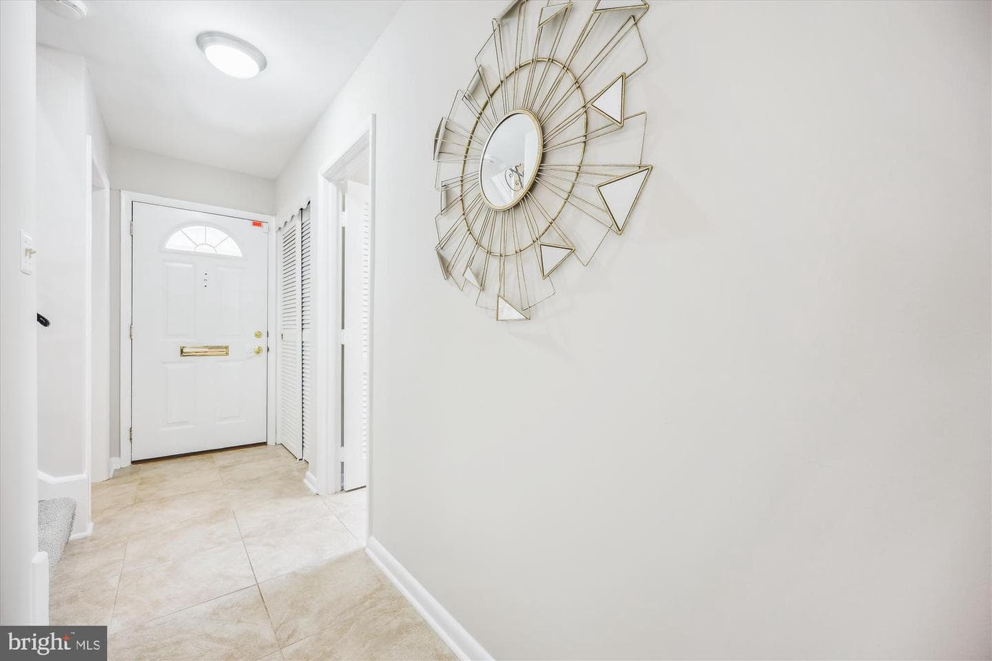 905 Kenbrook Drive photo 5