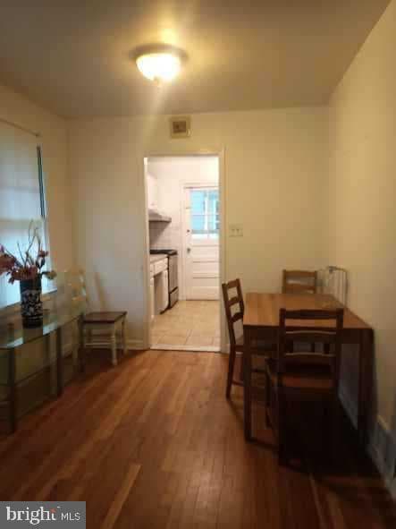 9809 Montauk Avenue photo 9