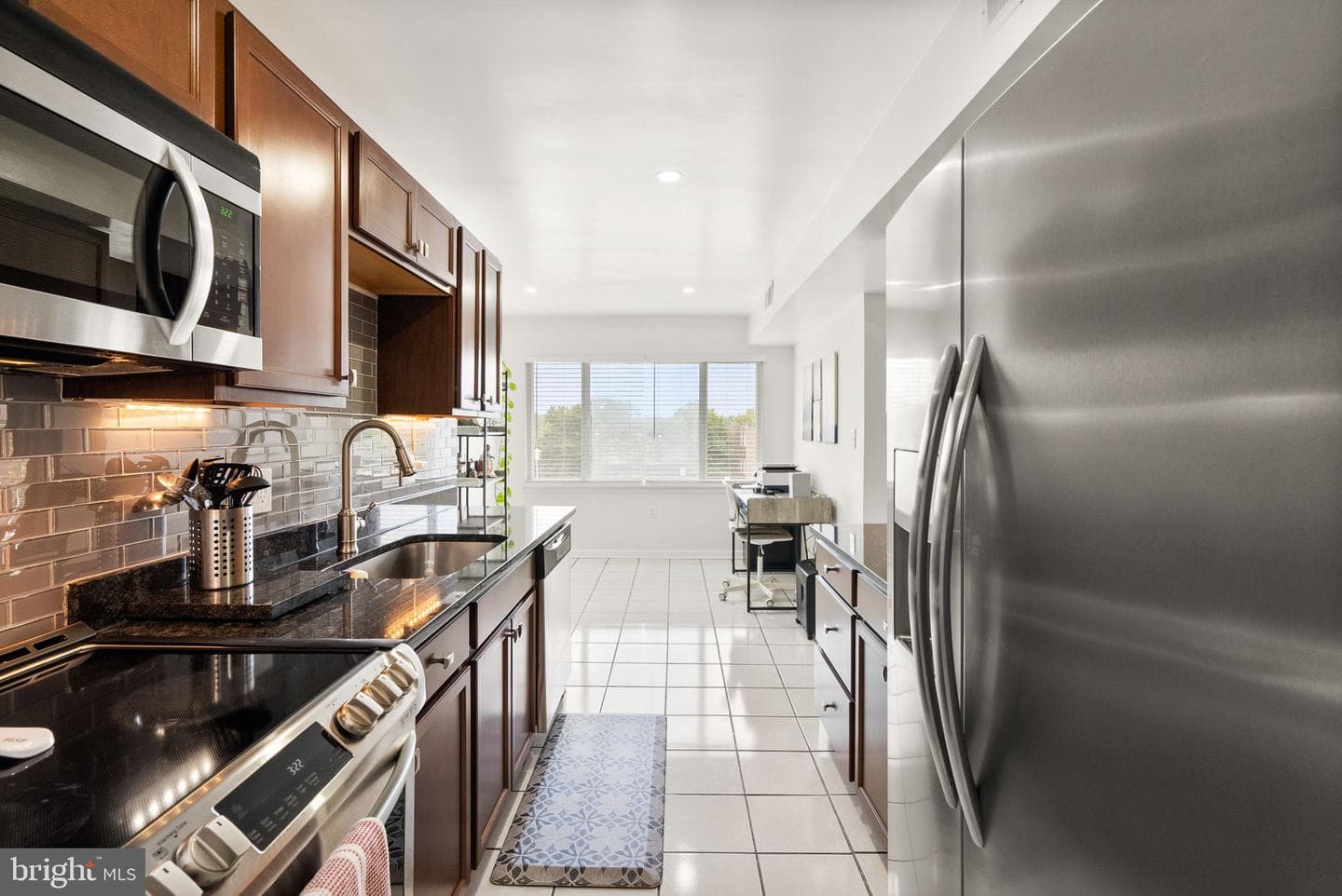 438 Girard Street #256 photo 9