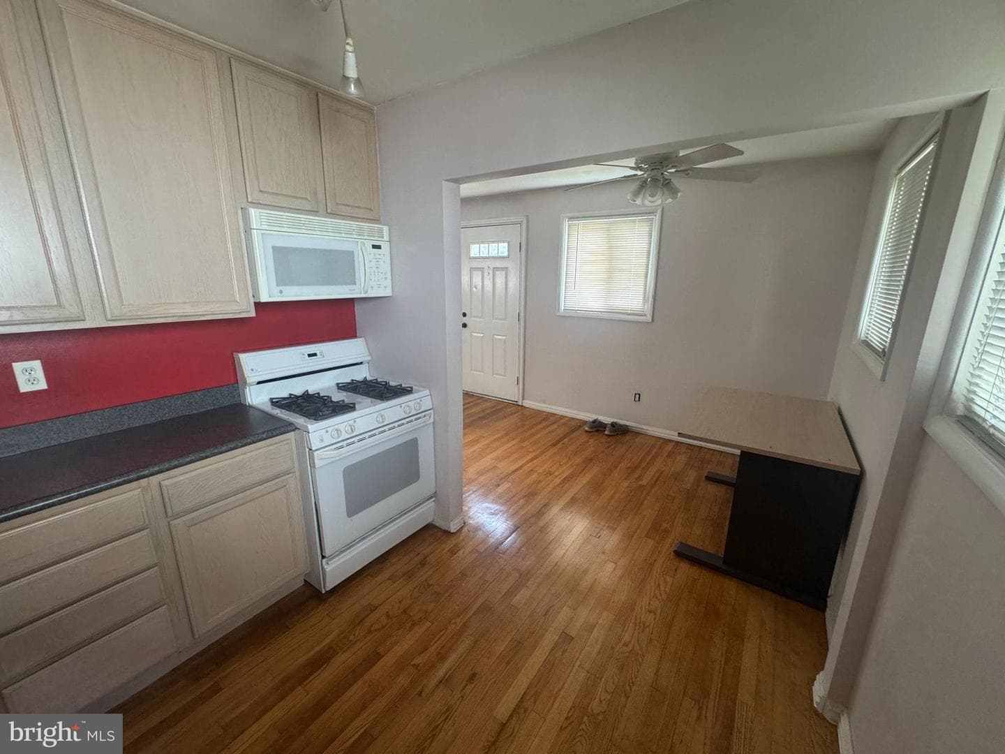 10003 Edward Avenue photo 13