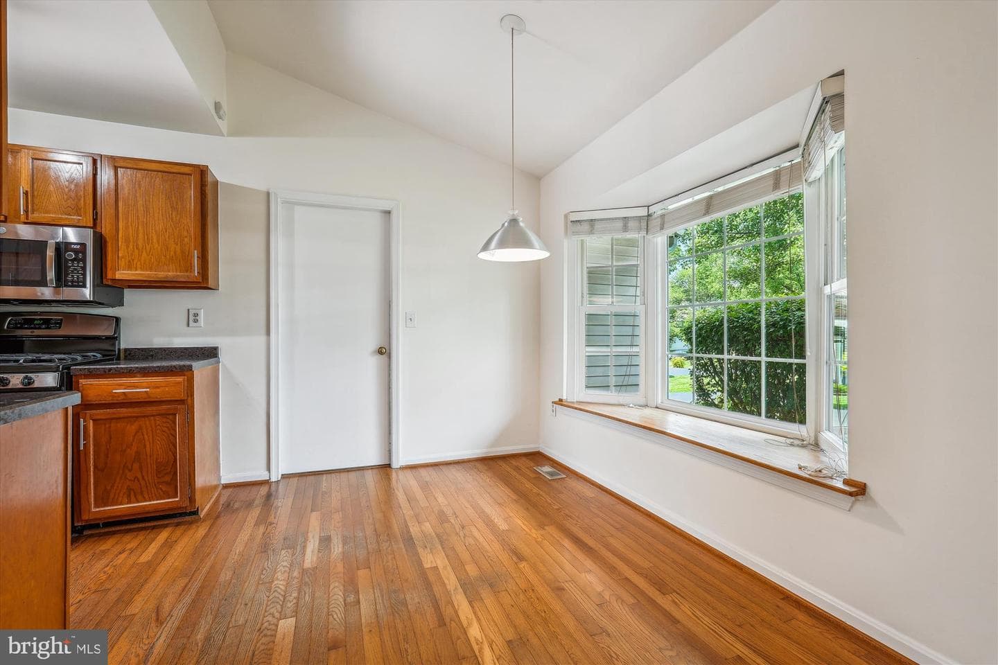 17402 Blossom View Drive photo 10