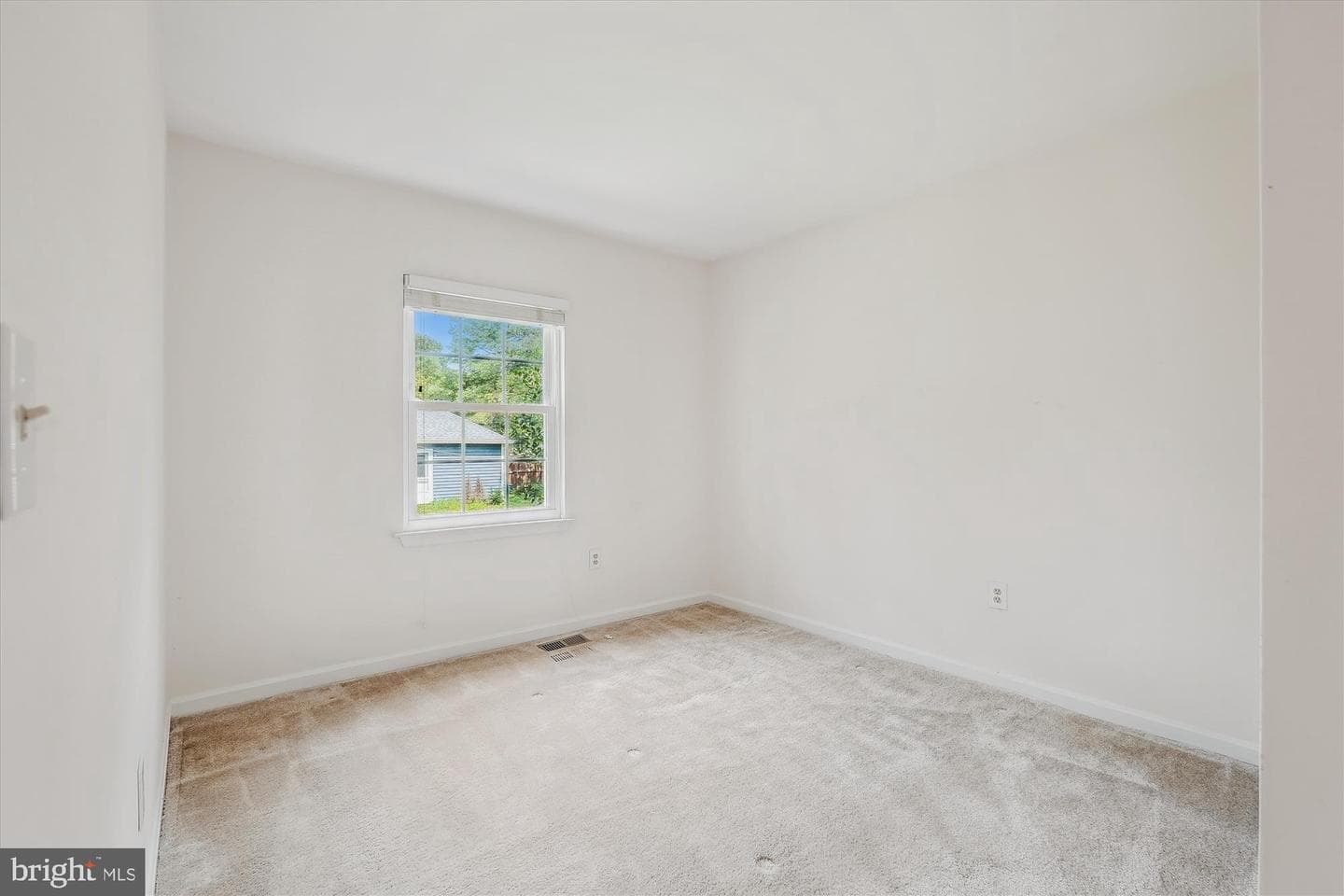 17402 Blossom View Drive photo 12