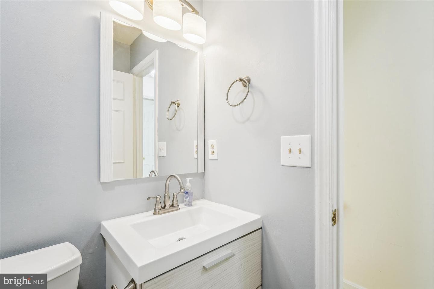 17402 Blossom View Drive photo 17