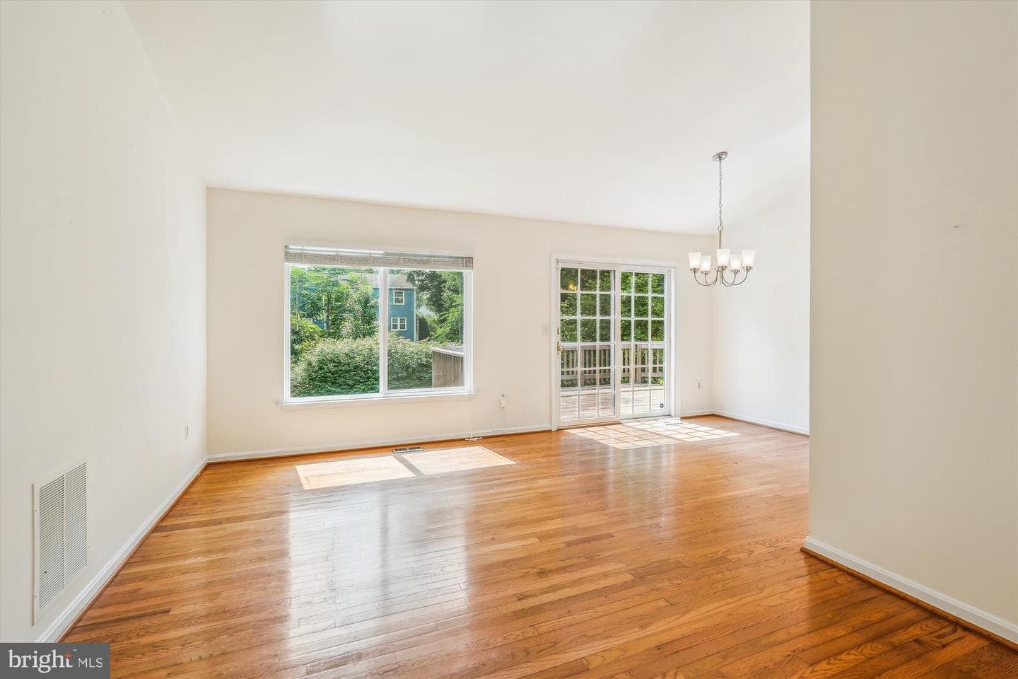 17402 Blossom View Drive photo 4