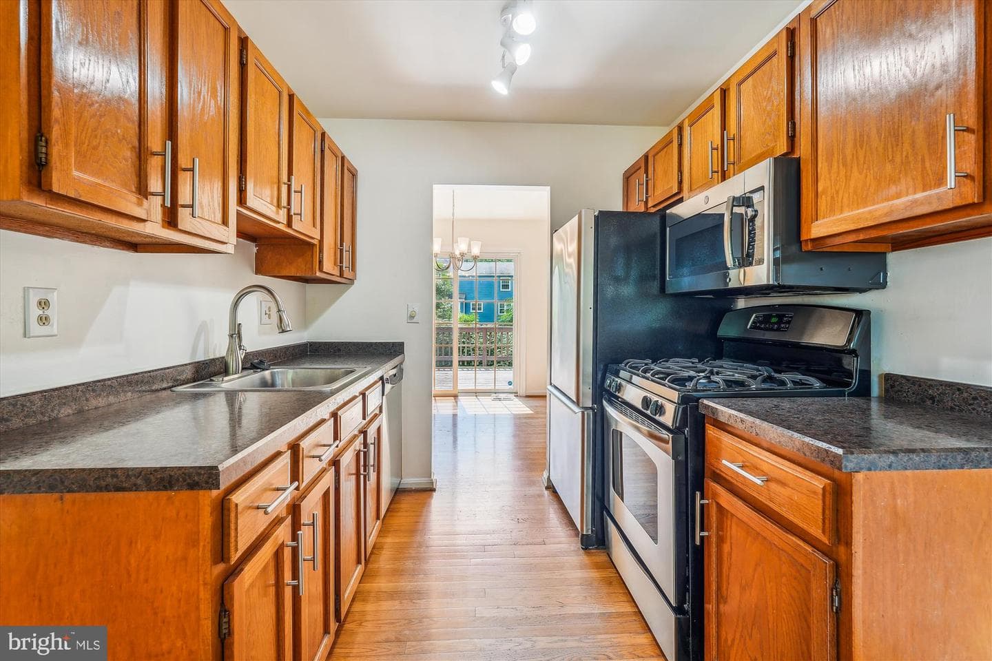 17402 Blossom View Drive photo 8
