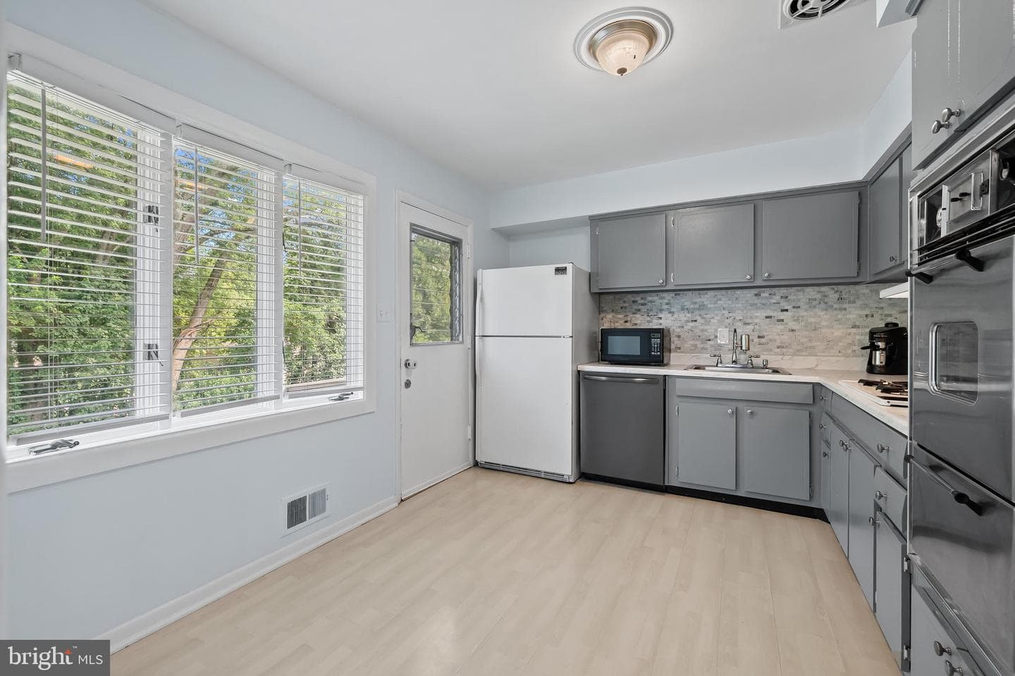 13409 Crispin Way photo 11