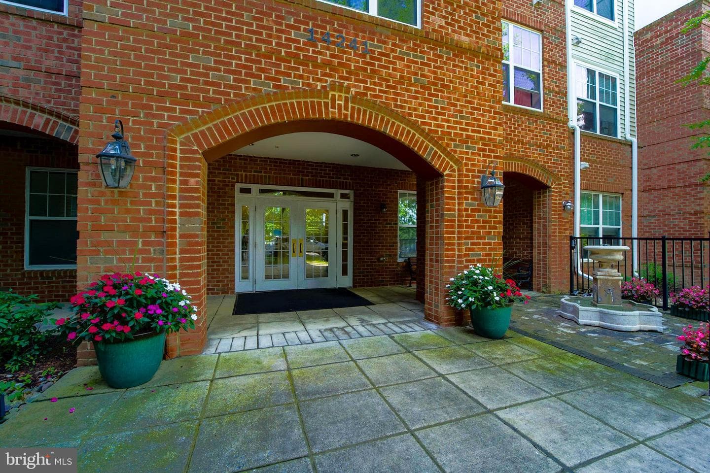 14241 Kings Crossing Boulevard #206 photo 4