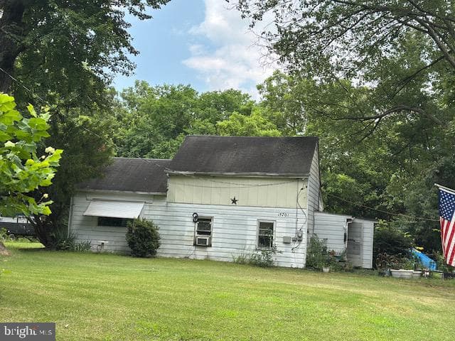 15701 Edwards Ferry Road photo 4