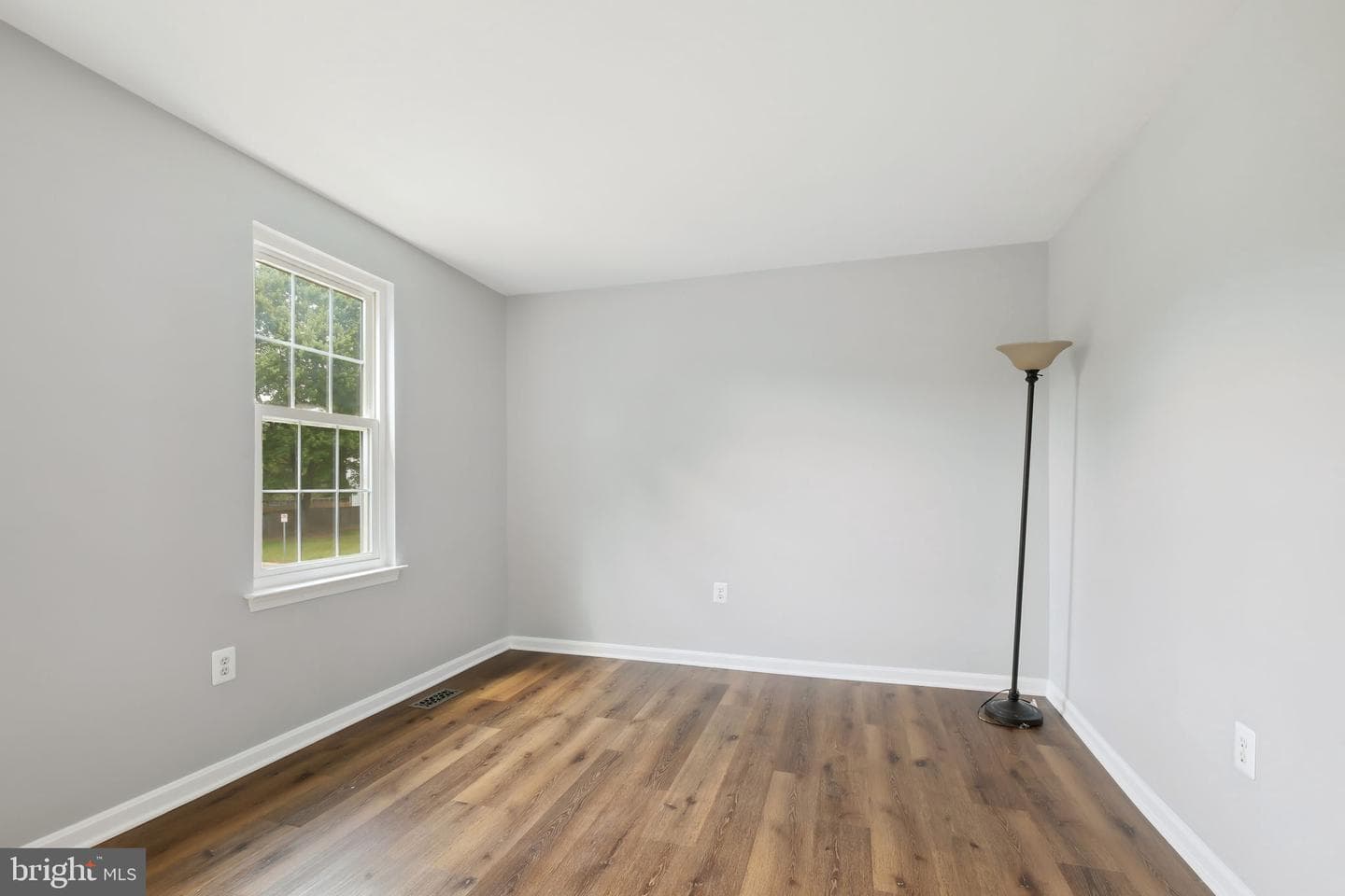 9104 Bramble Bush Court photo 11