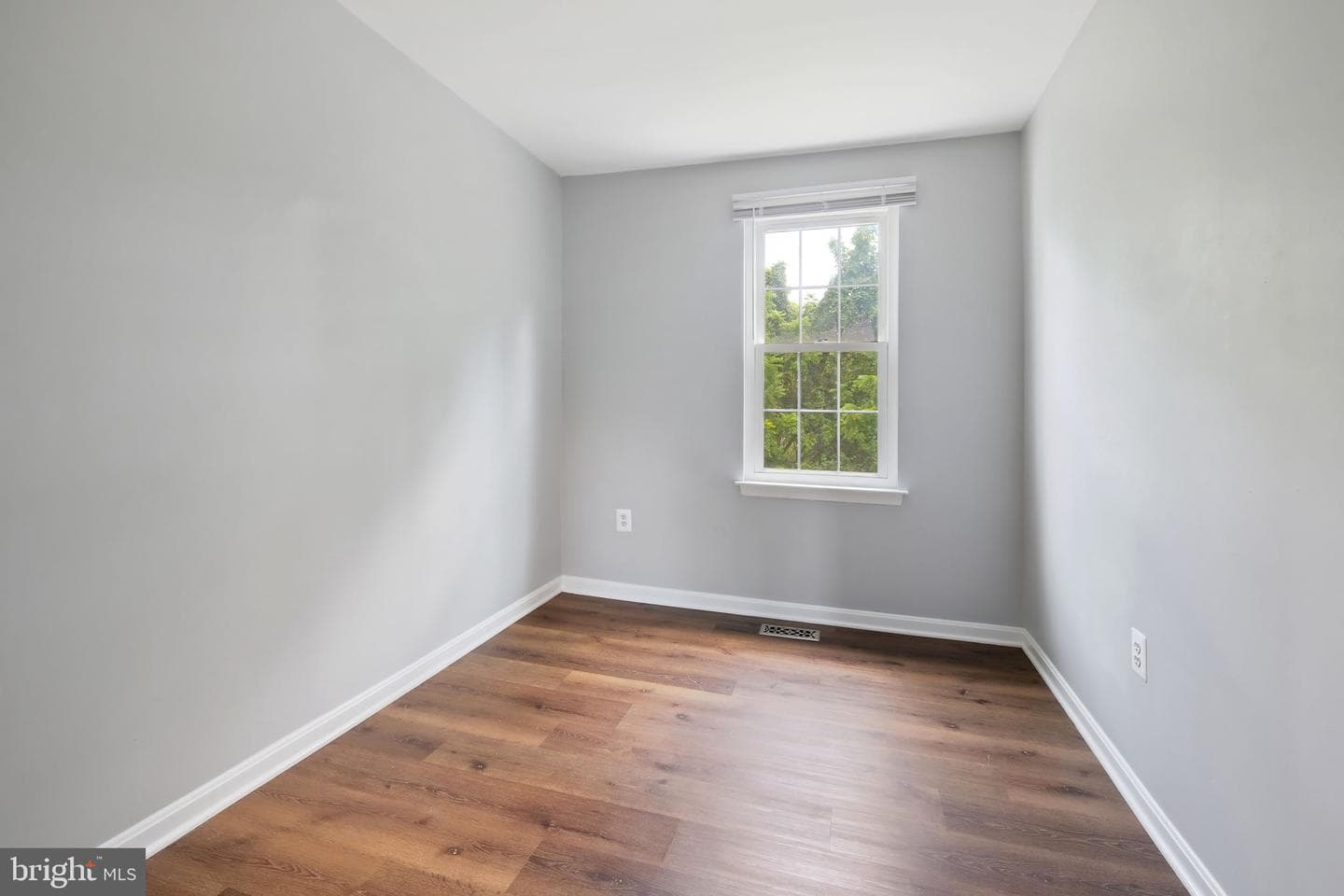 9104 Bramble Bush Court photo 12