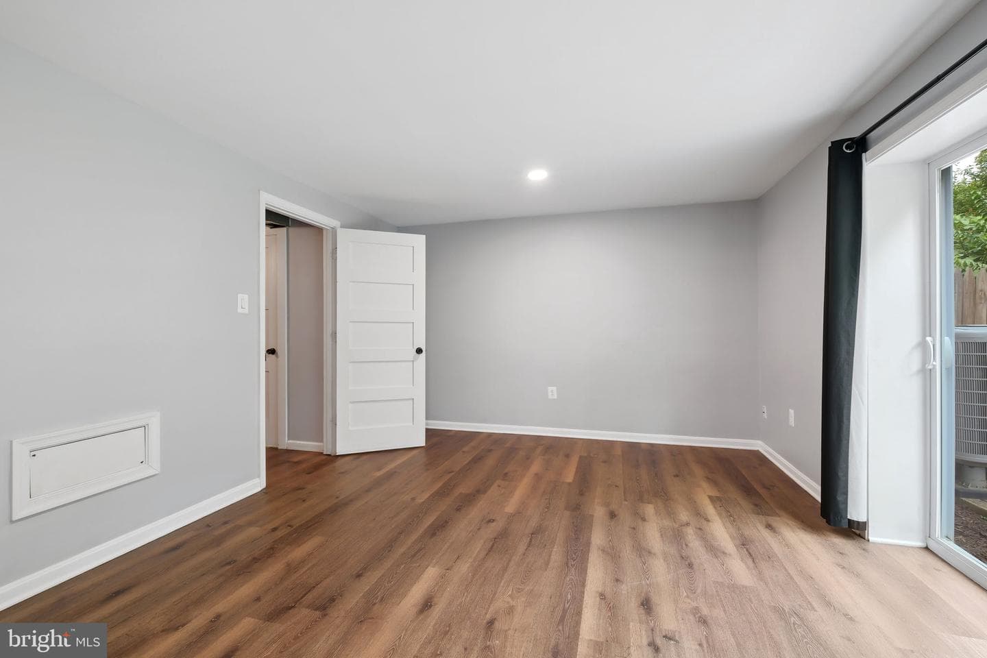 9104 Bramble Bush Court photo 18