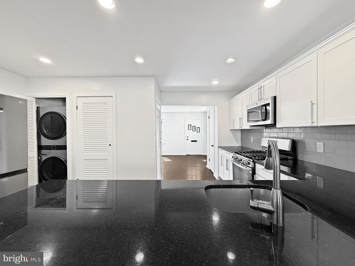 1204 Parrish Drive photo 10