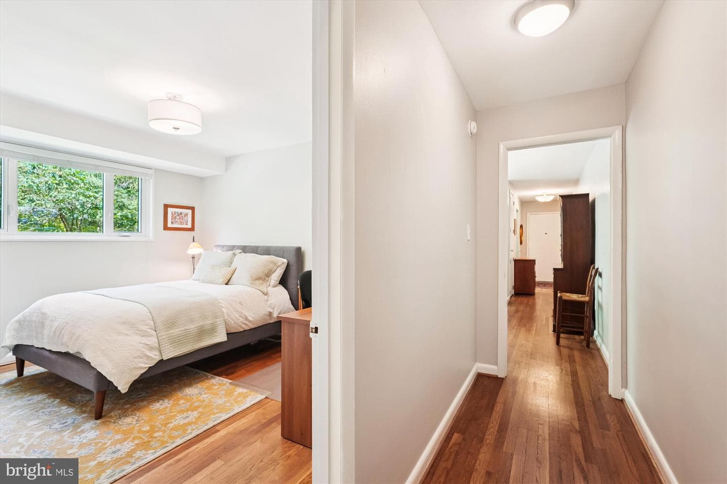 10427 Montrose Avenue #104 photo 20