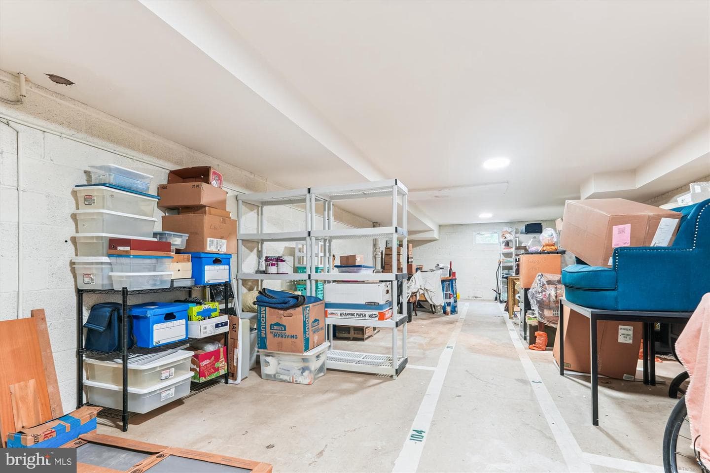 10427 Montrose Avenue #104 photo 25