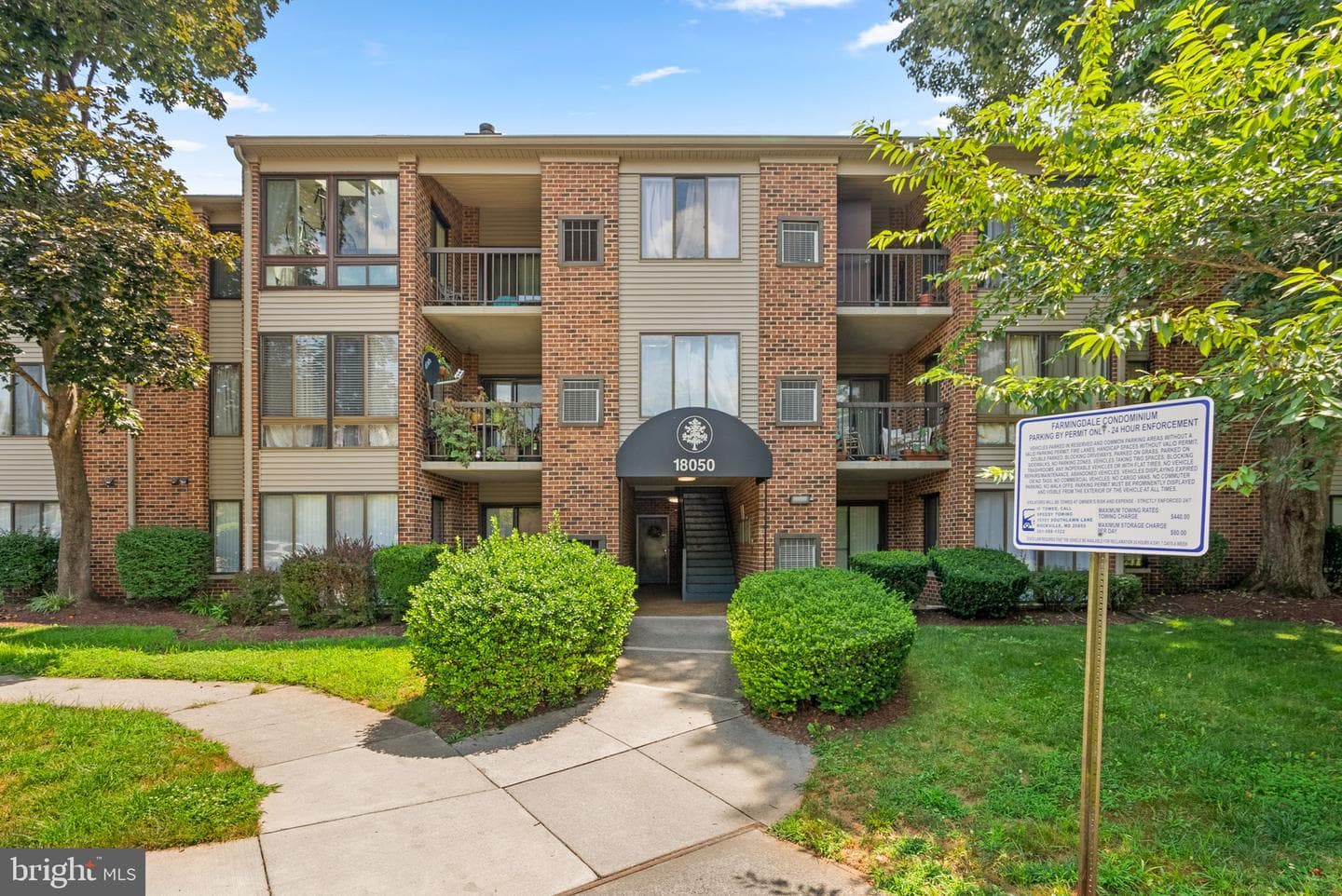 18050 Chalet Drive #14-302 photo 1