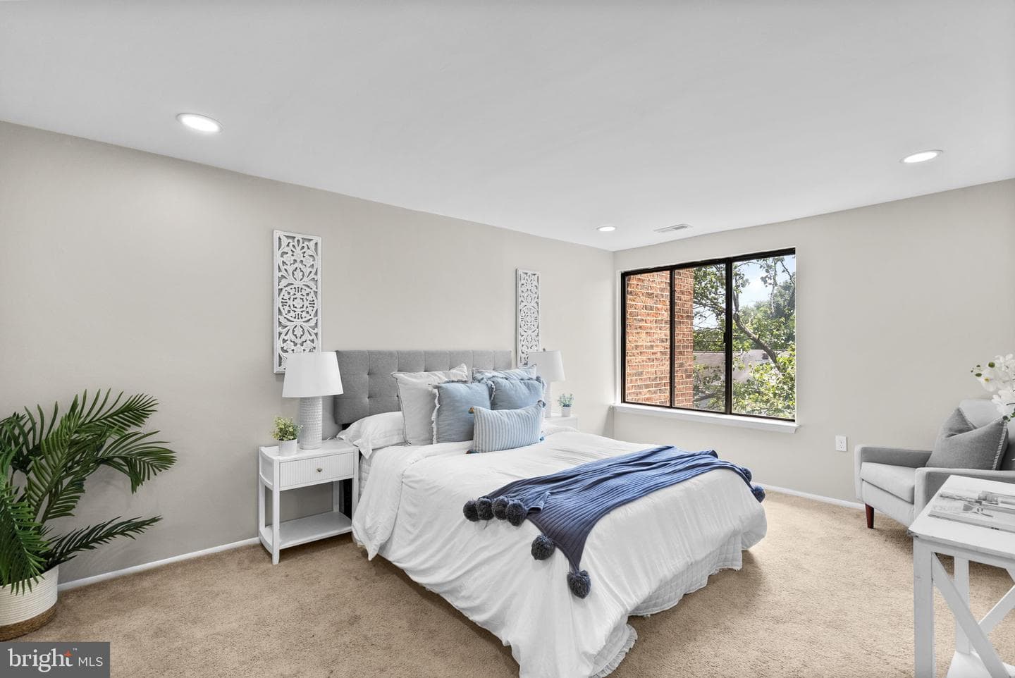 18050 Chalet Drive #14-302 photo 13