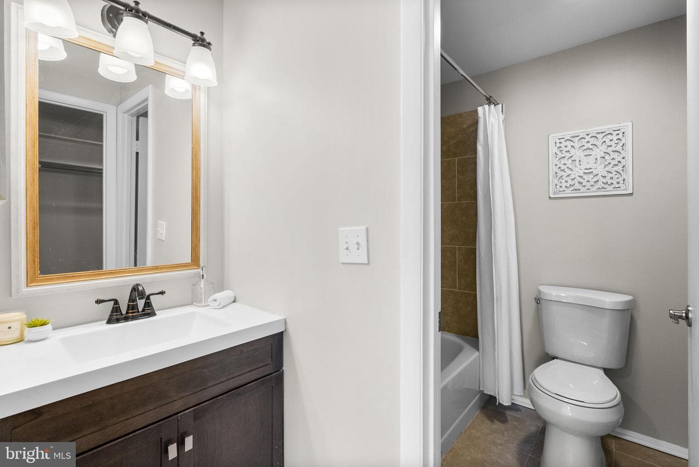 18050 Chalet Drive #14-302 photo 15