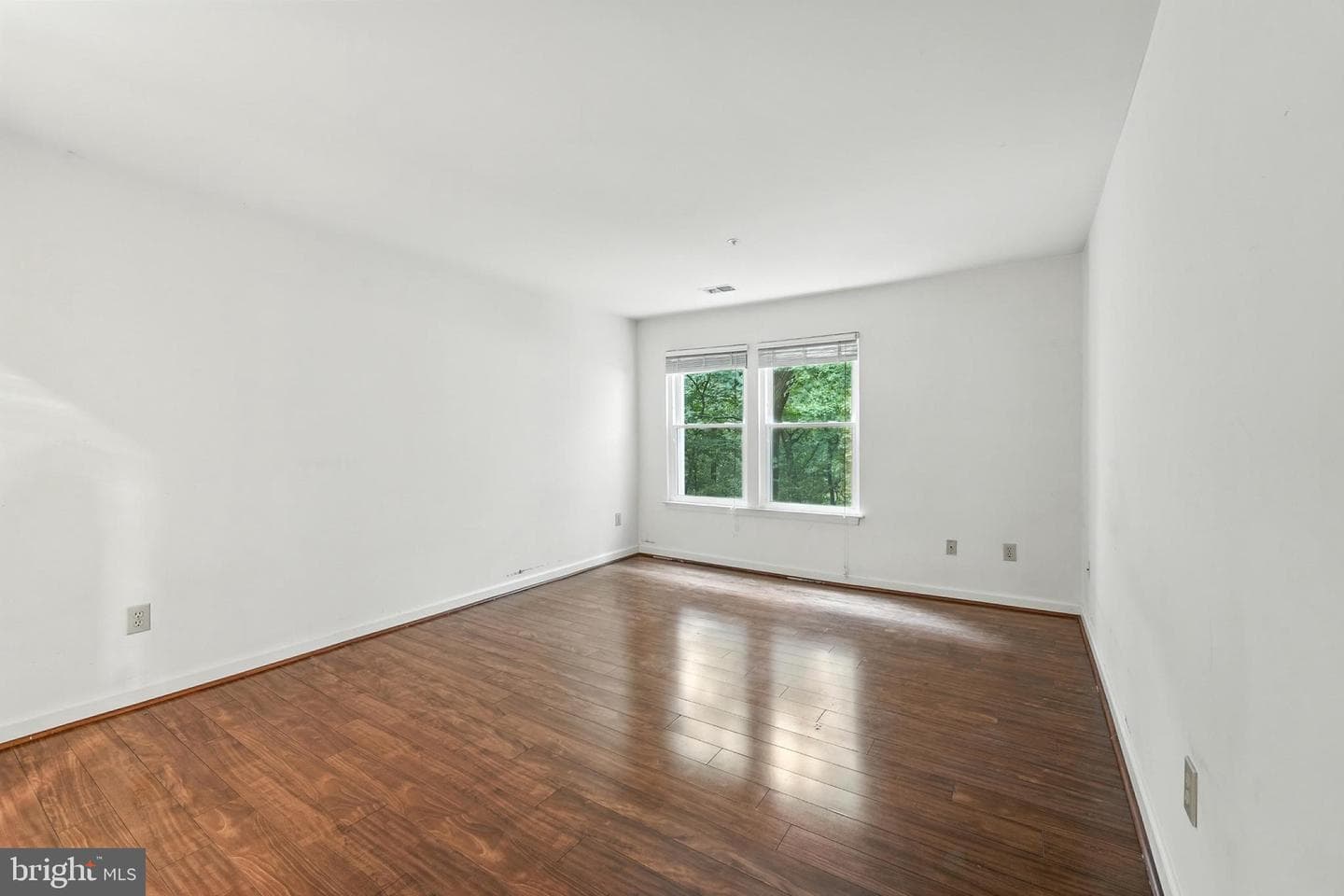 3301 Sir Thomas Drive #6-B-22 photo 20