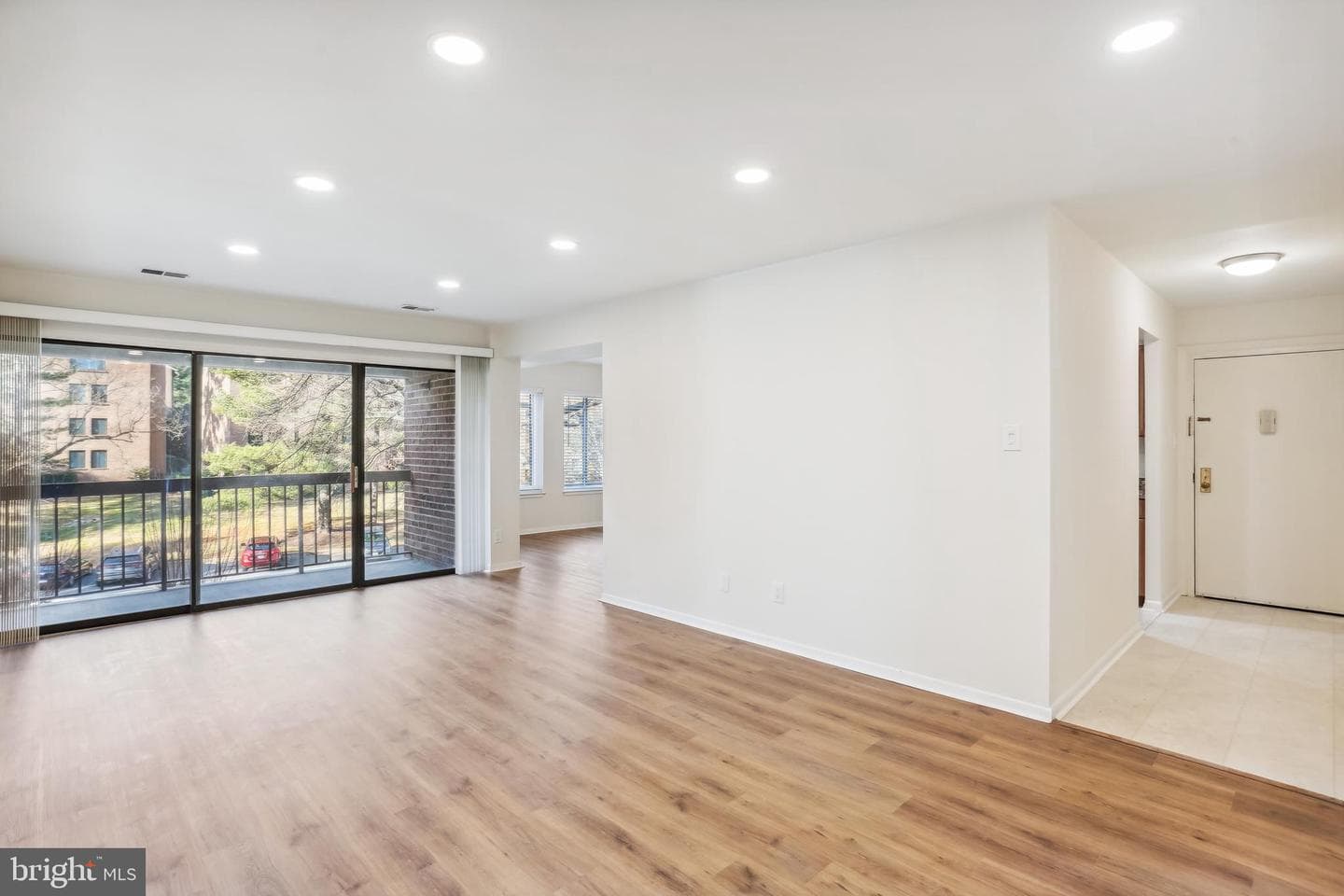 5811 Edson Lane #204 photo 2
