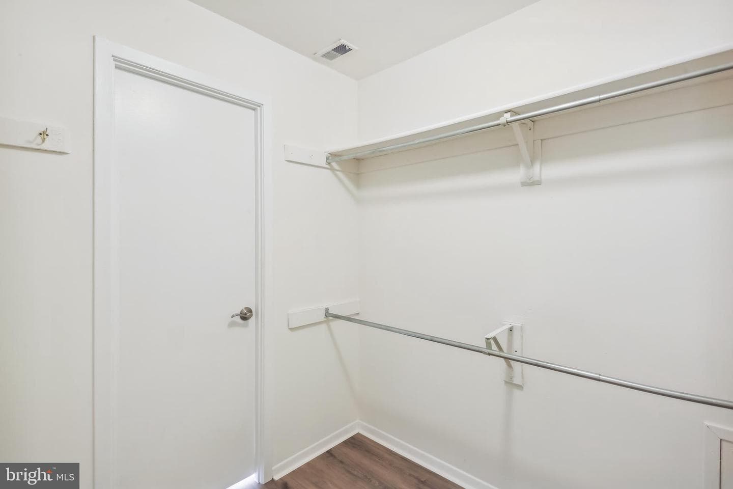 5811 Edson Lane #204 photo 20