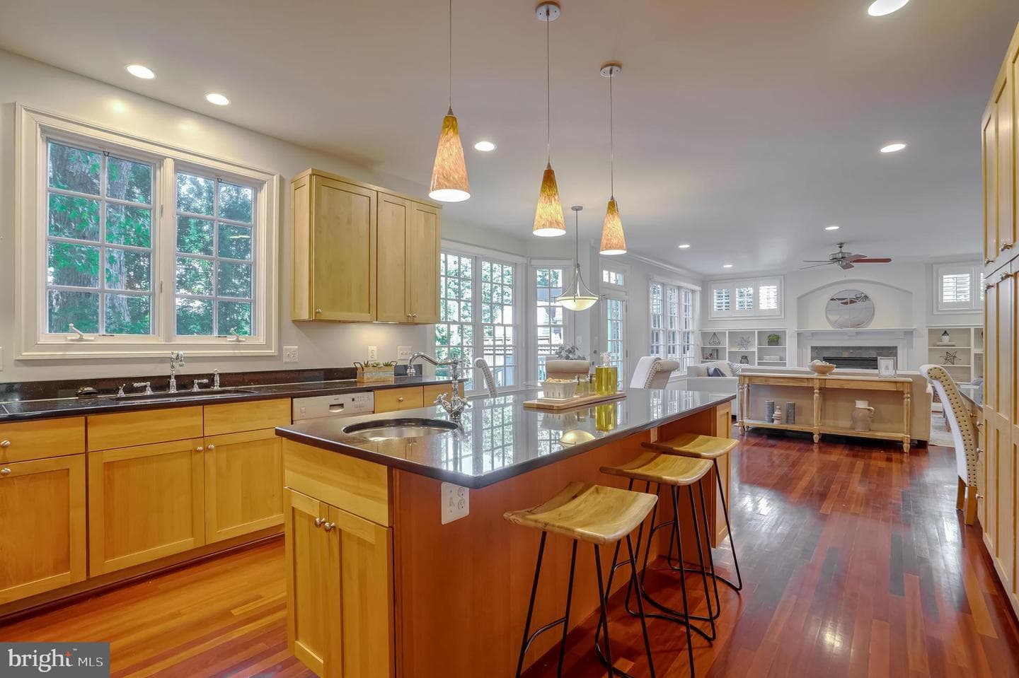 4501 Walsh Street photo 12