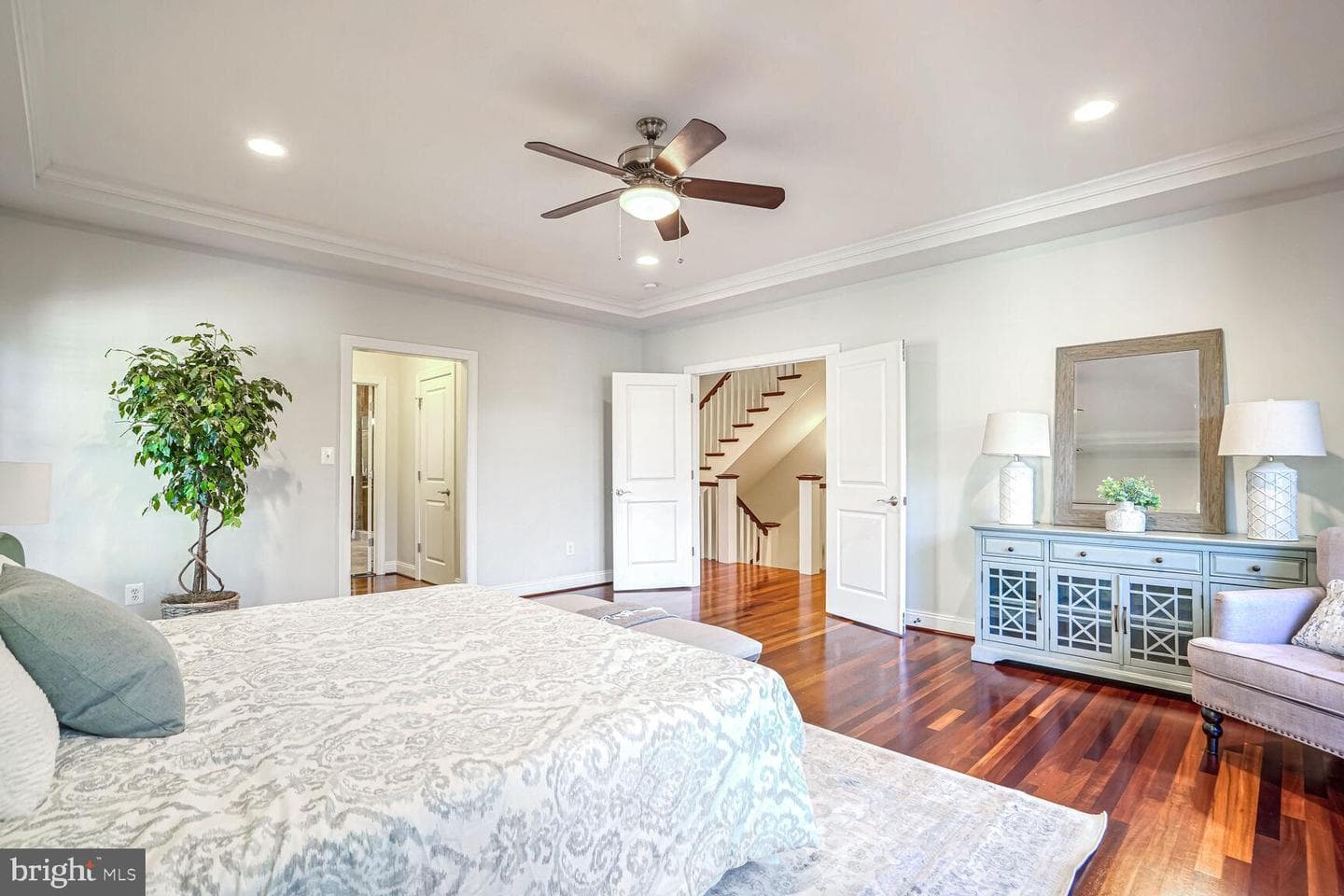 4501 Walsh Street photo 29