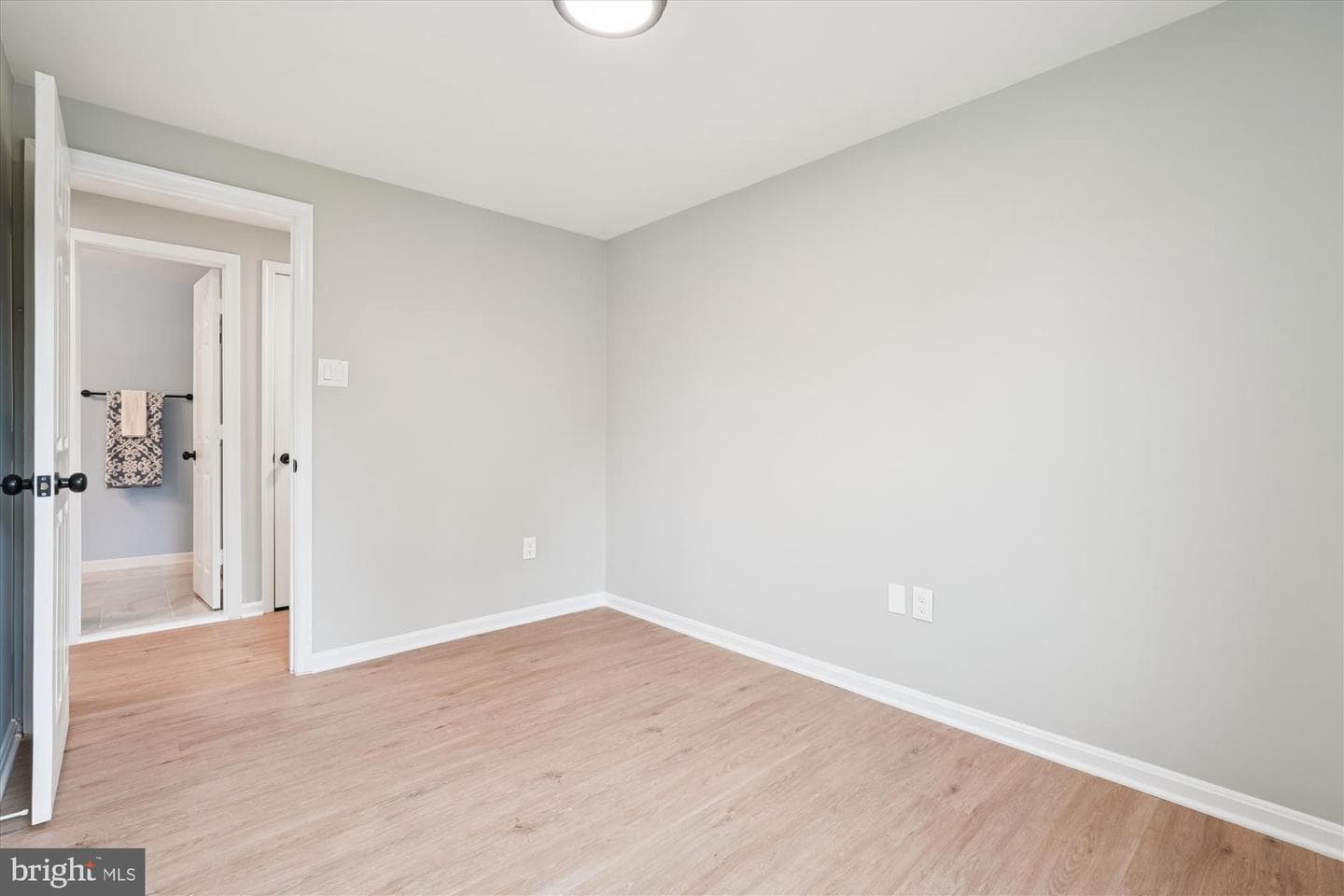 4522 Cannes Lane photo 27