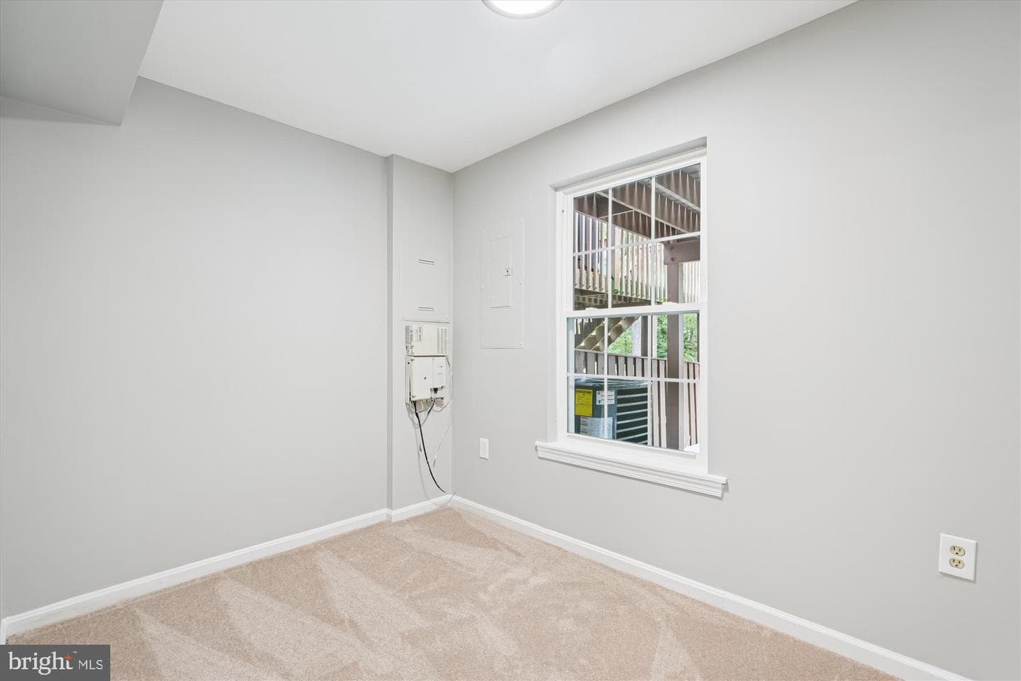 4522 Cannes Lane photo 37