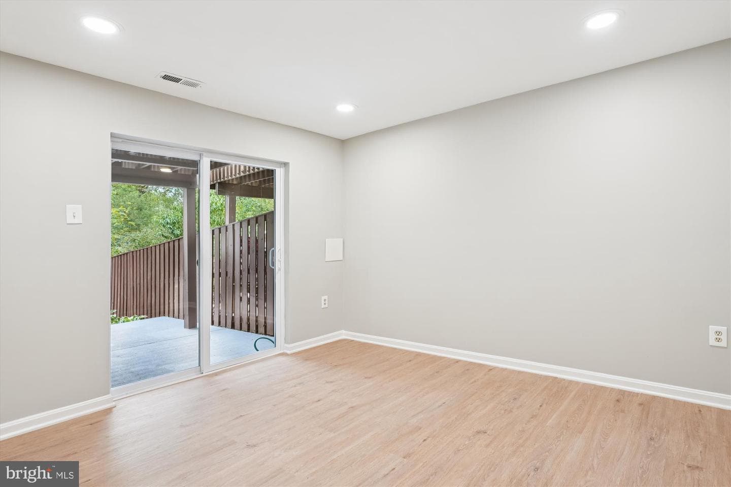 4522 Cannes Lane photo 38