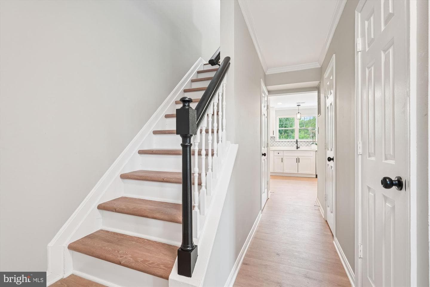 4522 Cannes Lane photo 4