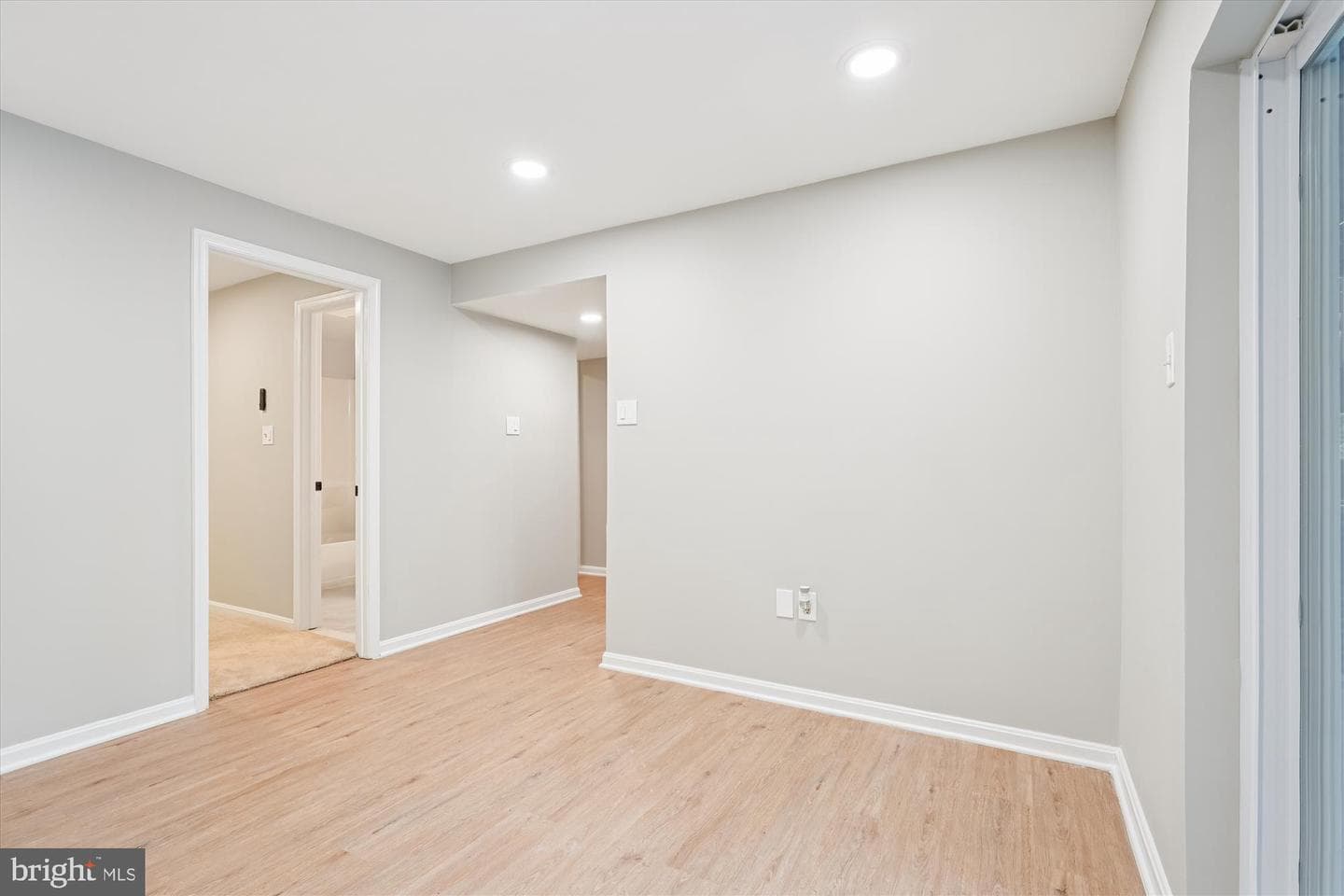 4522 Cannes Lane photo 40