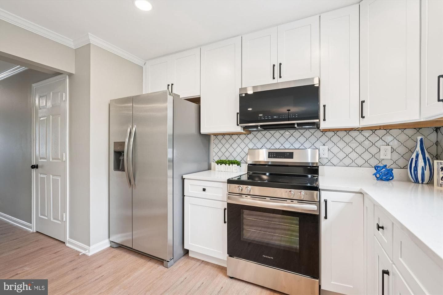 4522 Cannes Lane photo 7