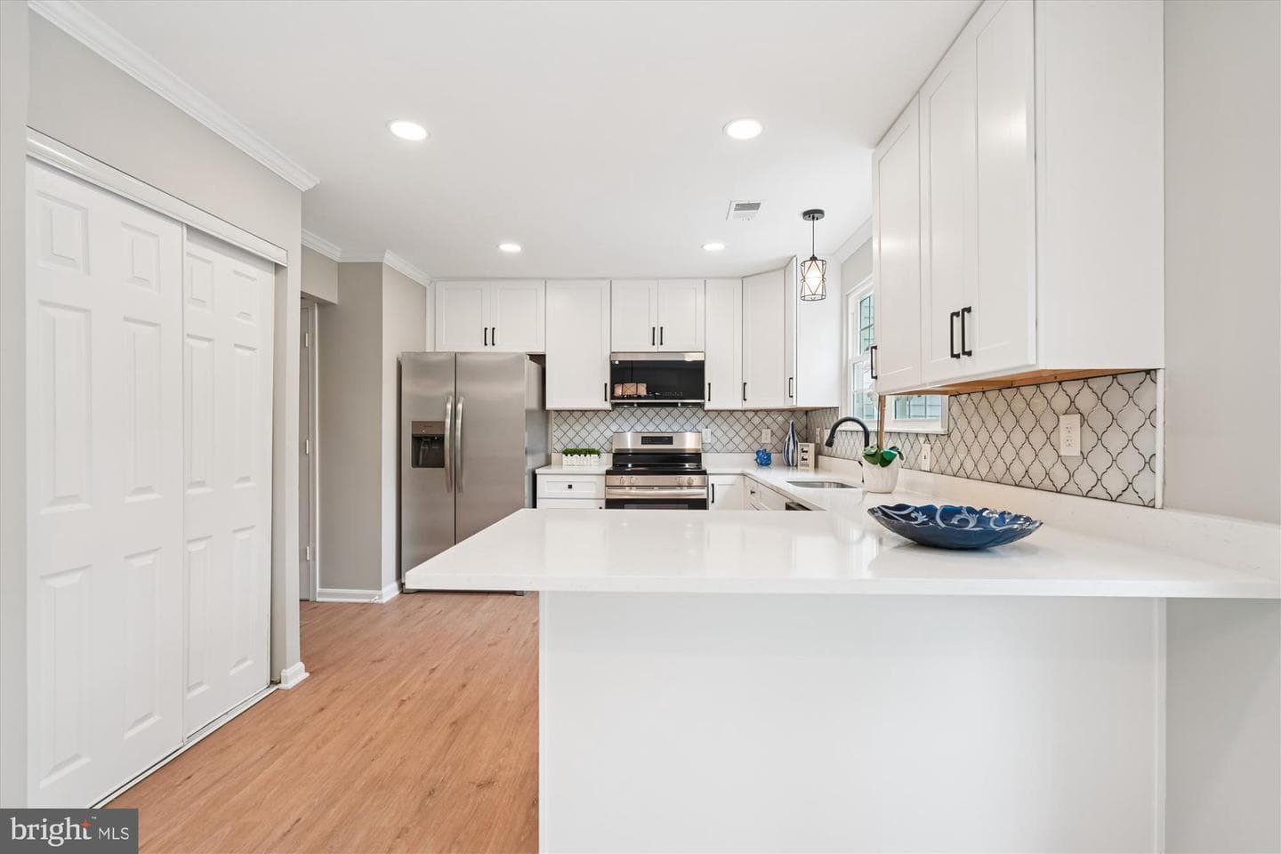 4522 Cannes Lane photo 8