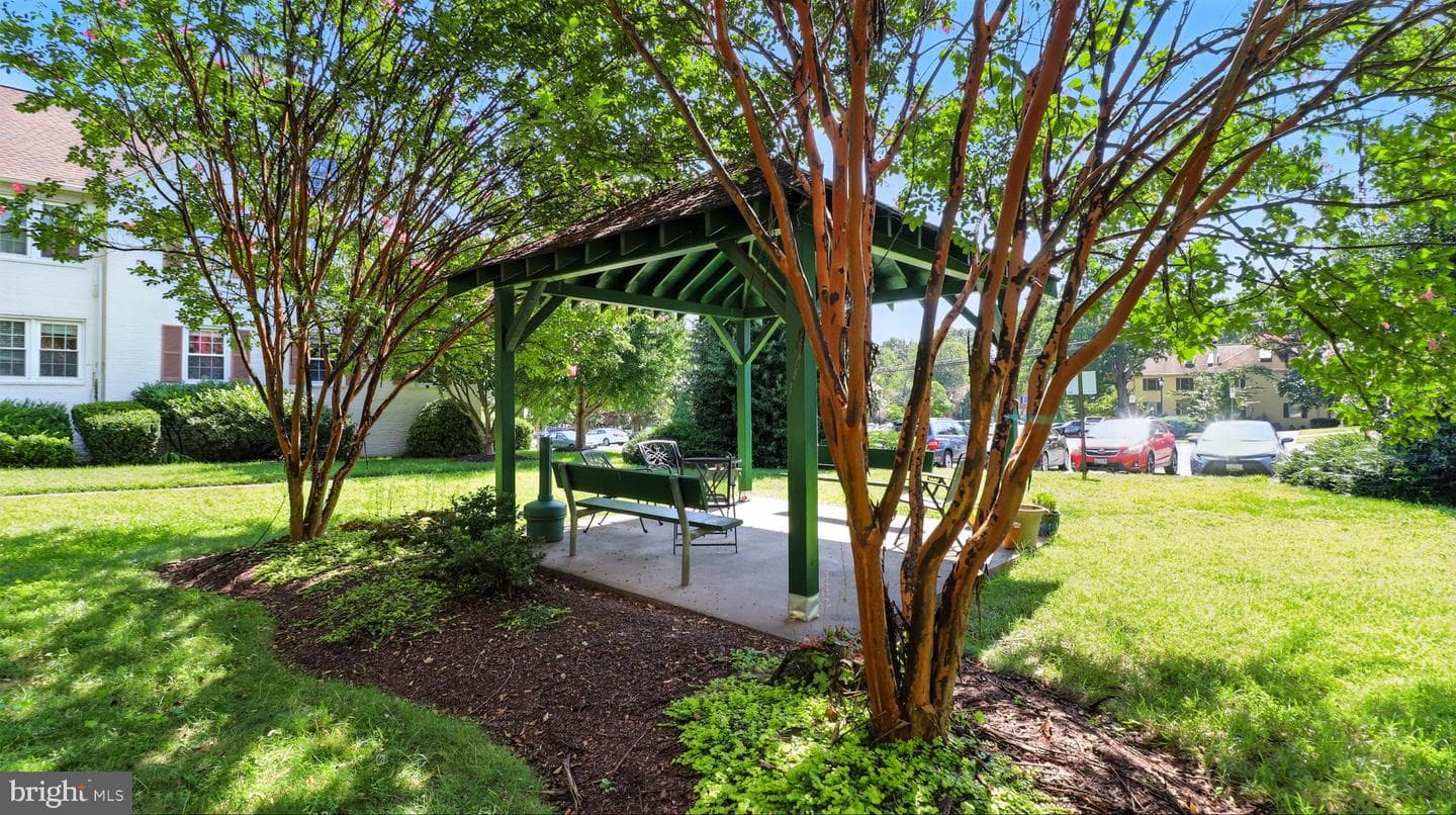 2211 Washington Avenue #201-W photo 19