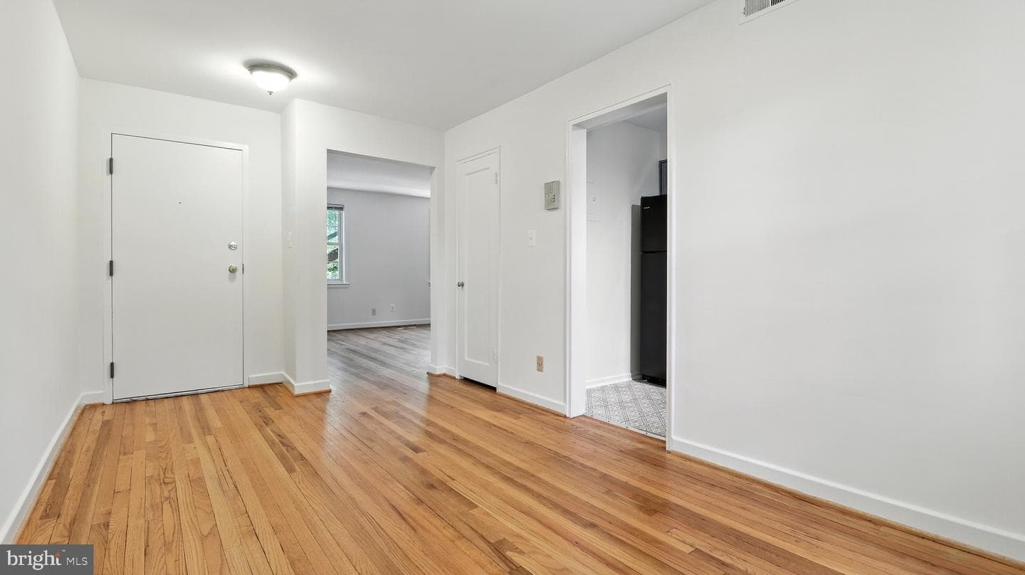 2211 Washington Avenue #201-W photo 8