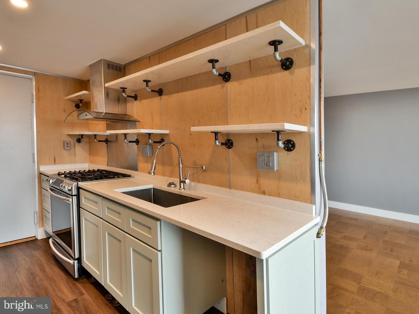 10201 Grosvenor Place #1618 photo 12