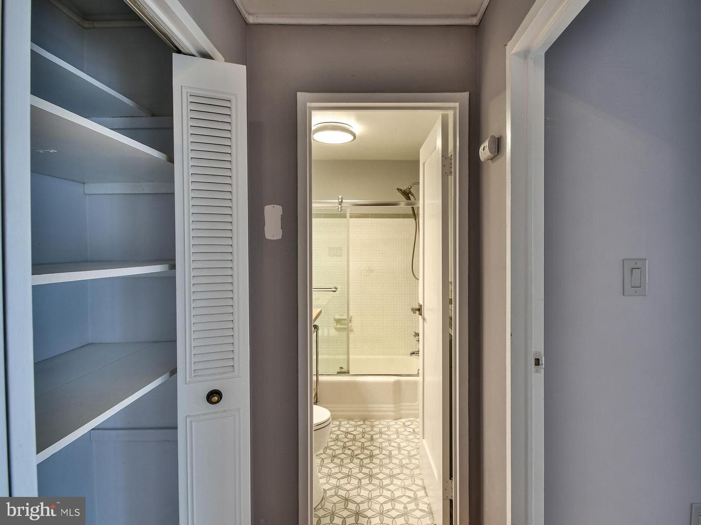 10201 Grosvenor Place #1618 photo 25