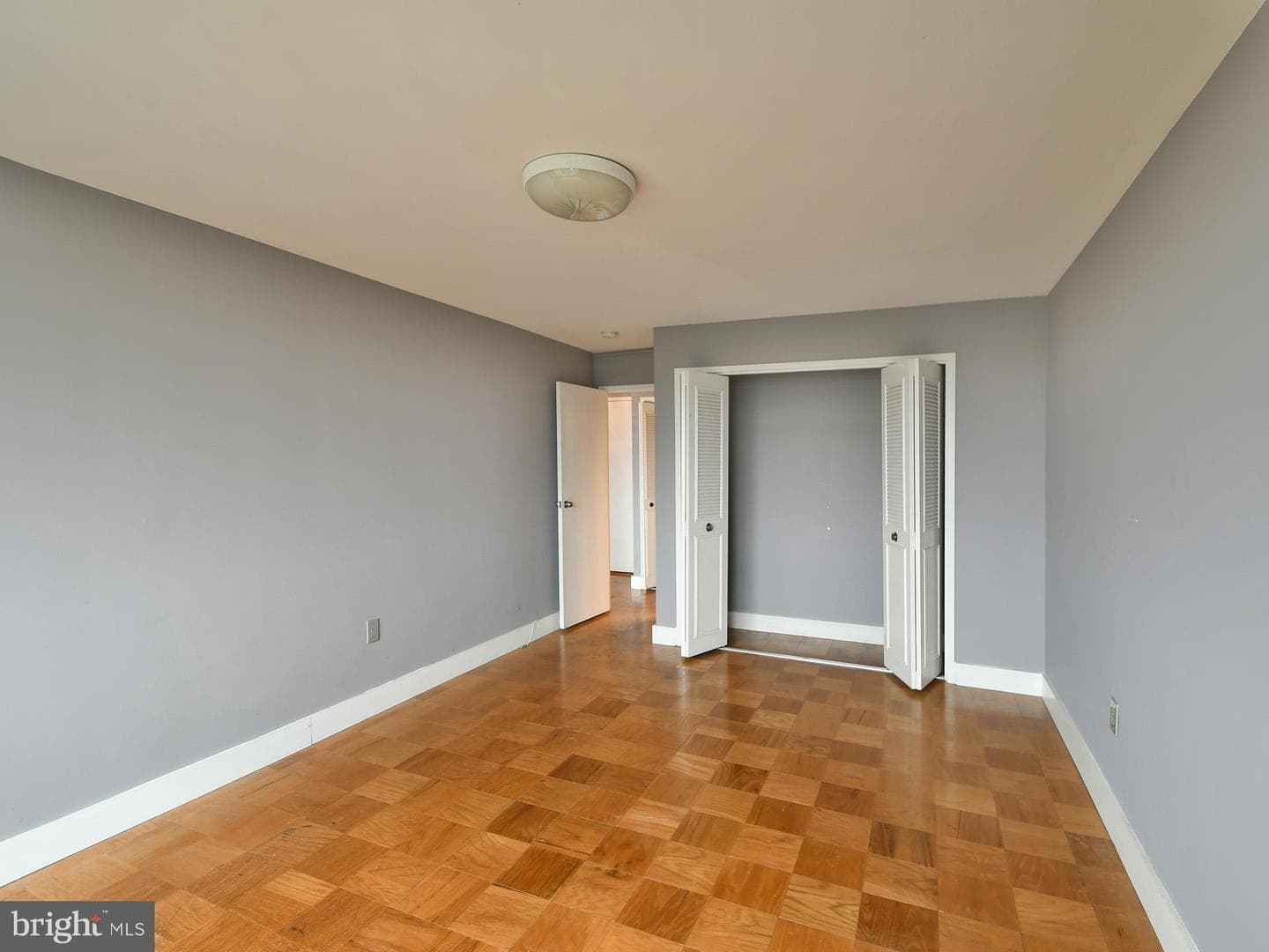 10201 Grosvenor Place #1618 photo 28