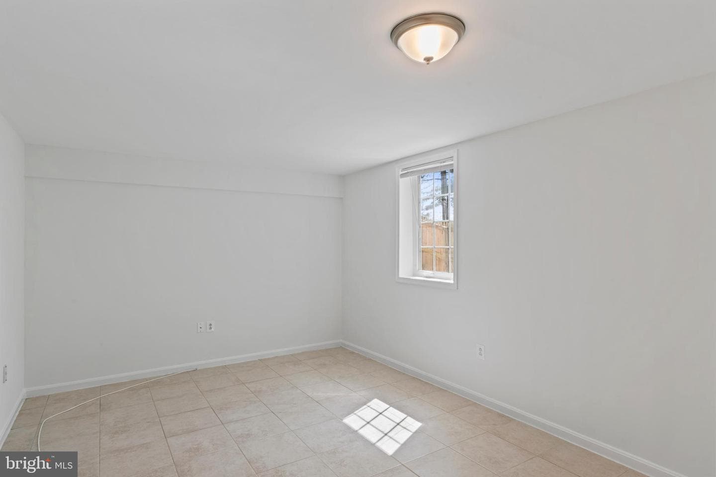 9 Coachlamp Court photo 59