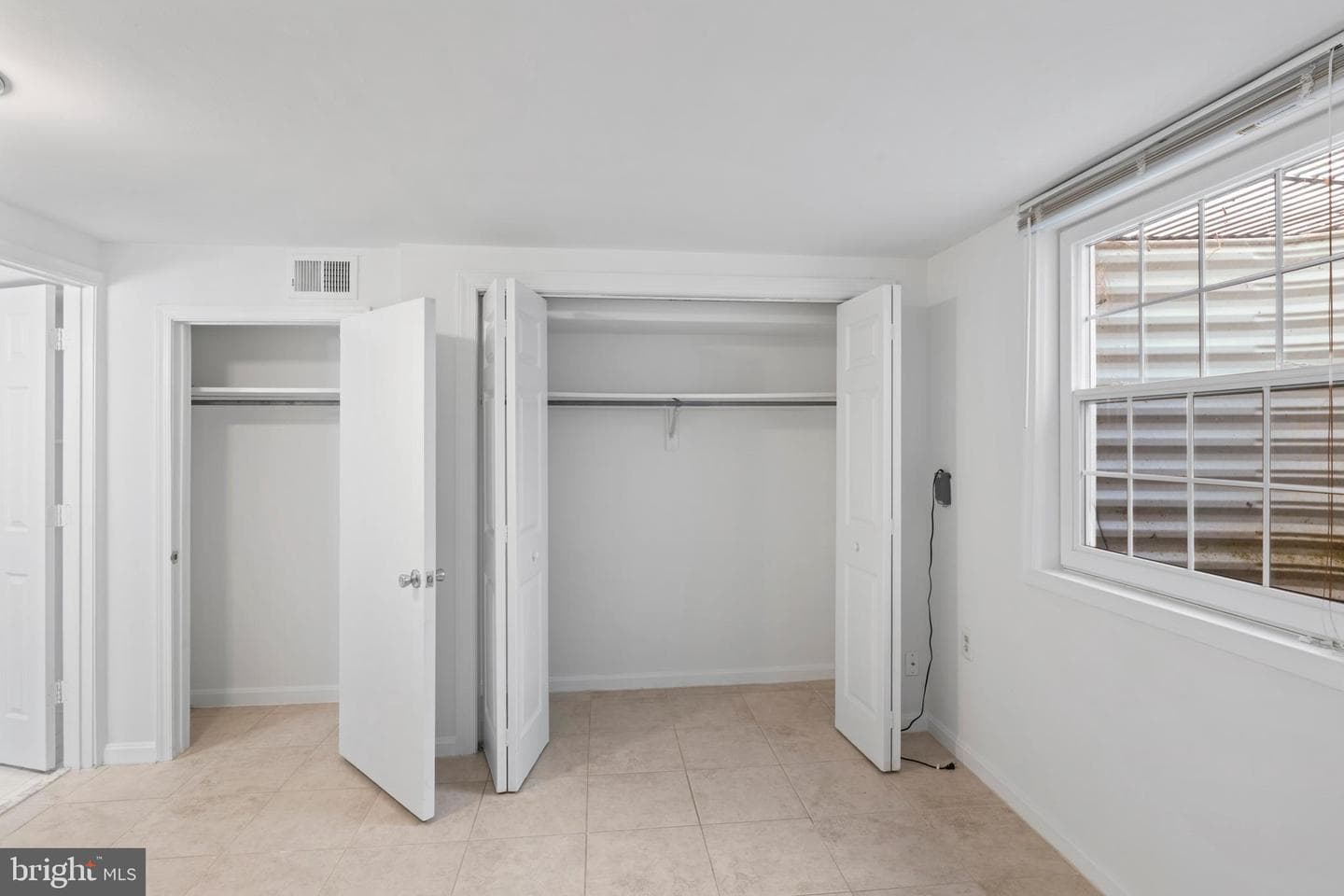 9 Coachlamp Court photo 65
