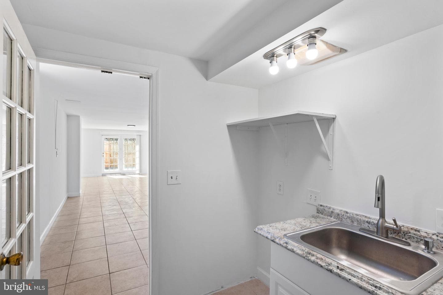 9 Coachlamp Court photo 69