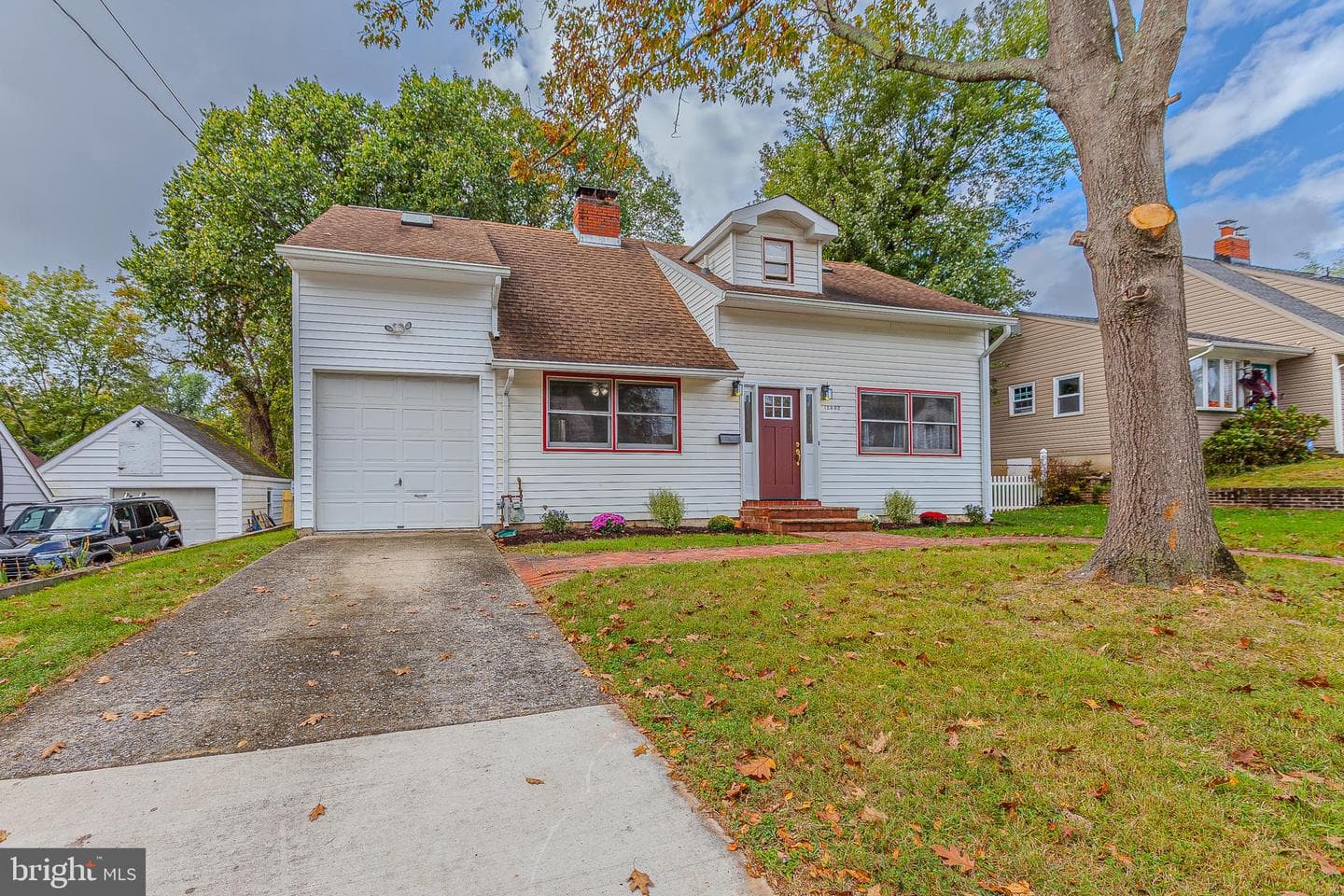 12802 Leahy Drive photo 2