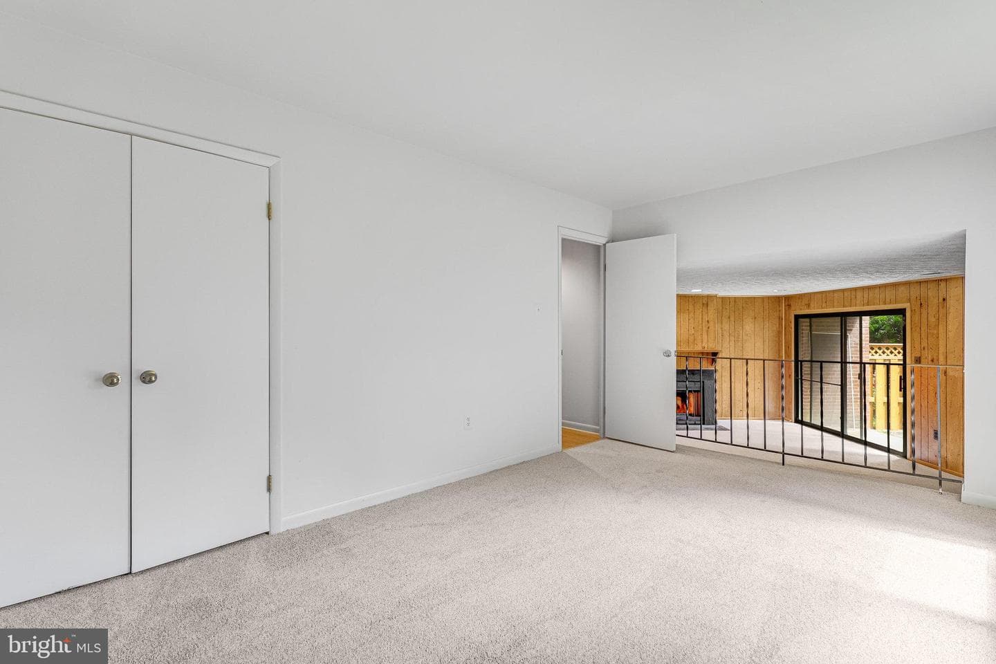 5201 King Charles Way #2-20 photo 33