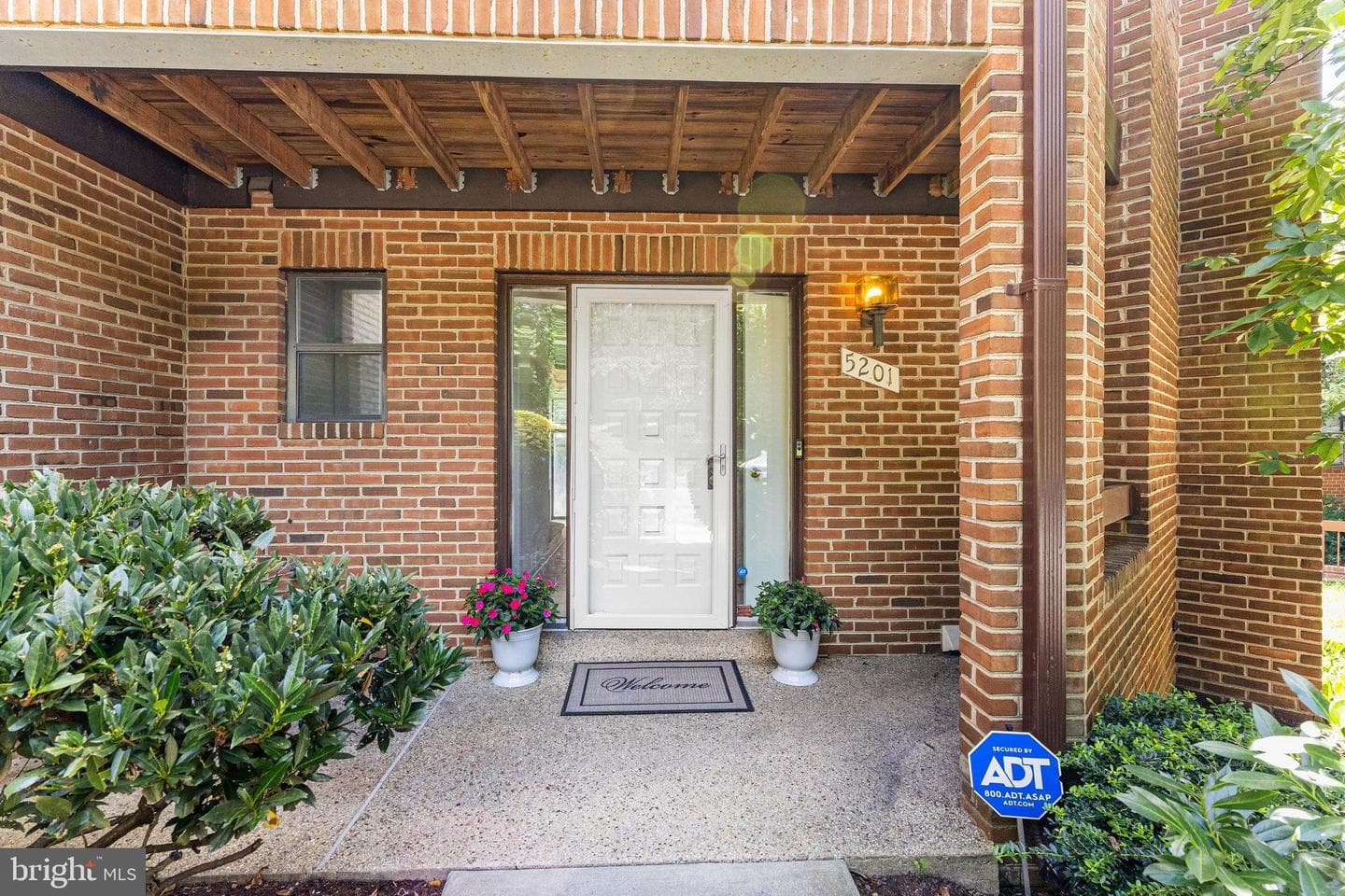 5201 King Charles Way #2-20 photo 4